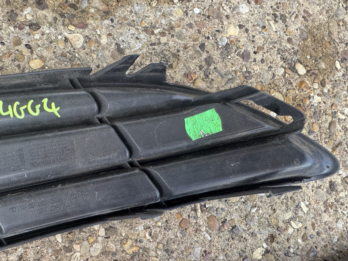 GENUINE Skoda Fabia 5J Left Passenger Side Lower Grille 5J0807367A from 2009