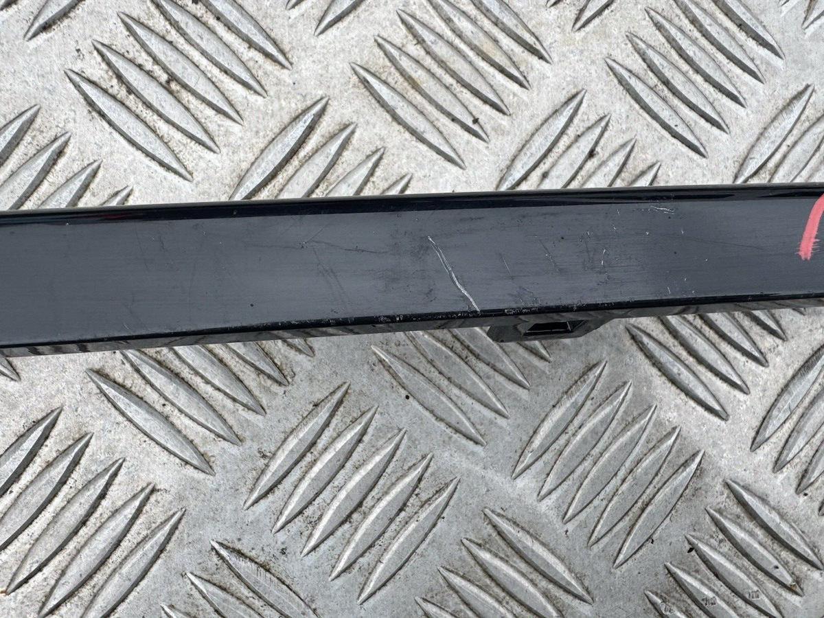 J9D3-17C774 Jaguar OE bumper trim center left jaguar i pace