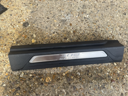 Jaguar XE X760DOOR Nakładka Progu Listwa Przód Lewa Strona 2017 GX73-13201-EC