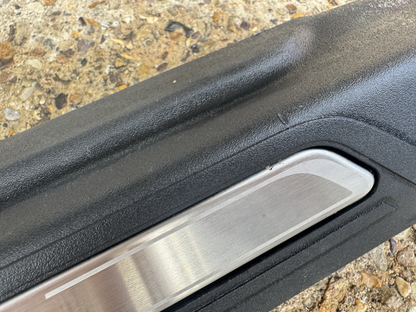 JAGUAR XE X760DOOR SILL COVER KICK PLATE TRIM FRONT LEFT SIDE 2017 GX73-13201-EC