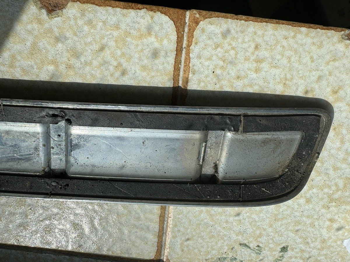 Chrome Bumper Belakang Mercedes GLA H247 2020 A2477251601 Original