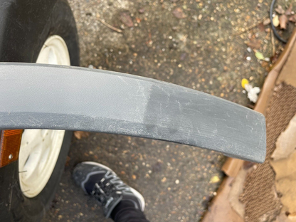 VOLKSWAGEN TIGUAN TRIMS ARCH RODA KIRI BELAKANG 5NA854819K