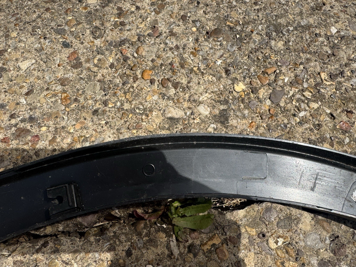 GENUINE Ford Kuga 2018-on Rear Left Wheel Arch Moulding MV4B-S286D03-AW