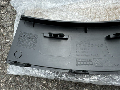 CITROËN C3 Bumper Arch Trim Front Left 9815114877 WITH PDC HOLE!