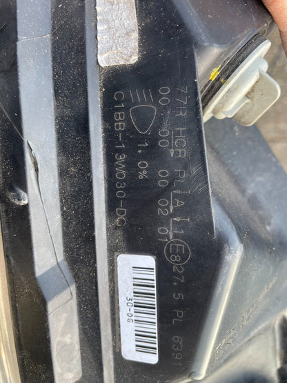 Ford Fiesta 左側頭燈 2013 至 2017 C1BB-13W030-DG 正廠 *有損壞*