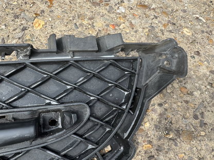 Jaguar XF X250 Facelift Front Bumper LEFT Grill  BLACK Trim CX2M-15K233-A