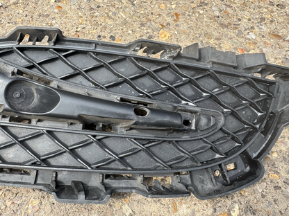 Jaguar XF X250 Facelift Front Bumper LEFT Grill  BLACK Trim CX2M-15K233-A