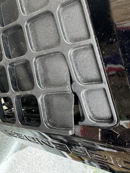 LAND ROVER DEFENDER L663 2020 ขึ้นไป ช่องลมแก้มหน้า ขวา L8B2-280B10