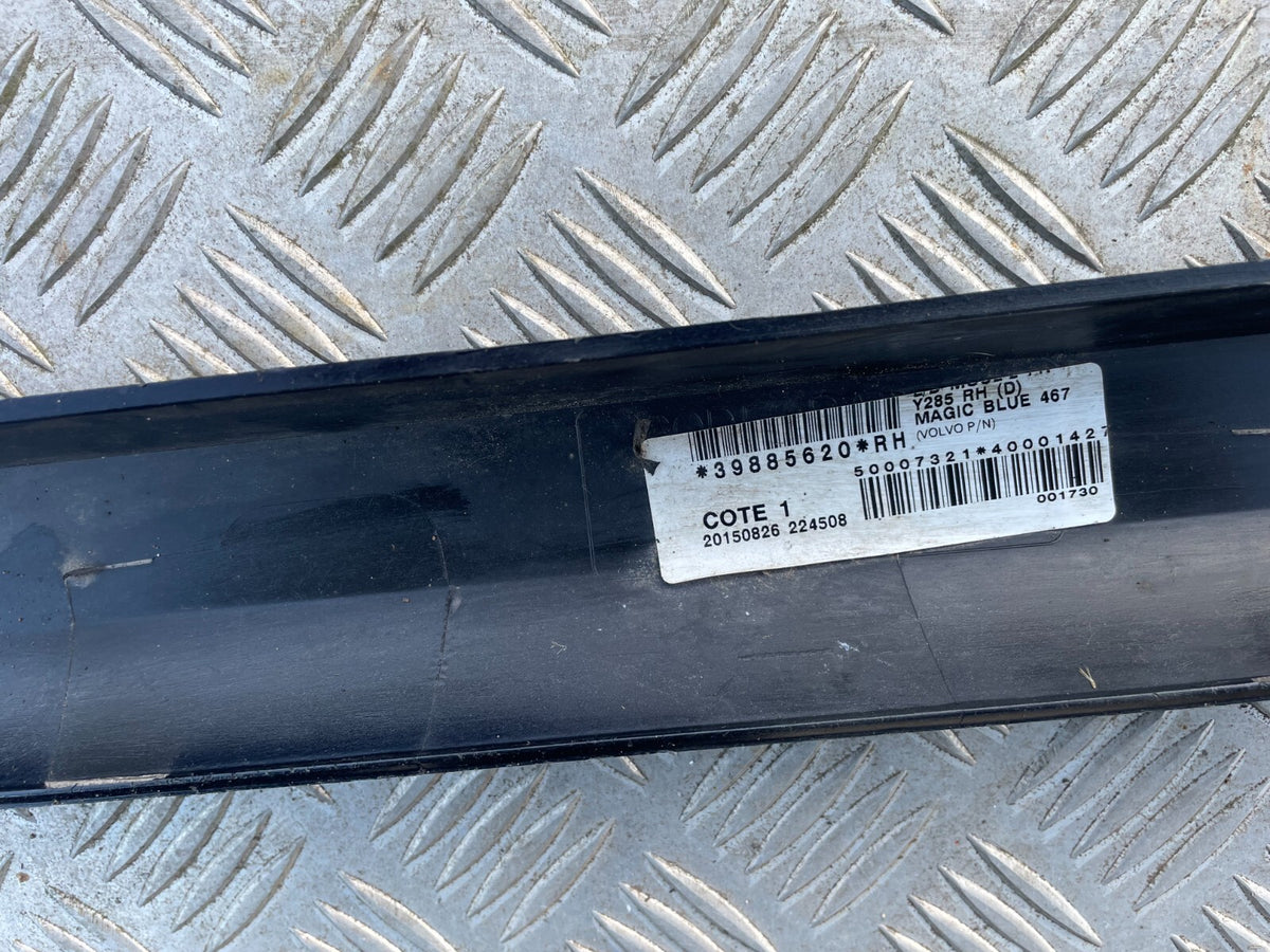 VOLVO S80 / 前右車門飾條 RH/ 30791066