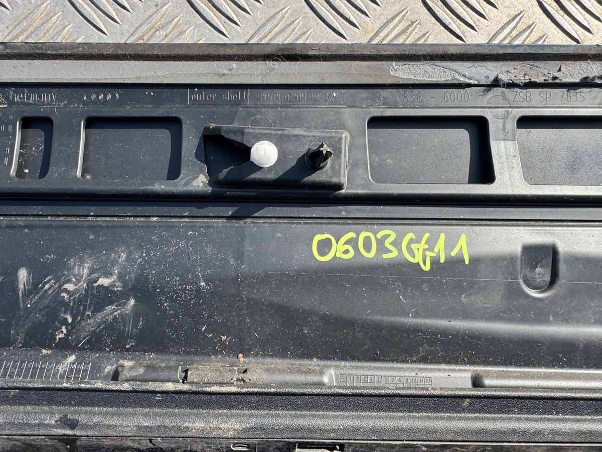 OEM AUDI S-LINE REAR RIGHT GREY LOWER DOOR MOULD 16-20 81A853970A
