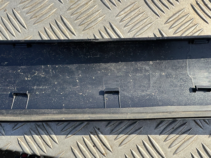 2022-24 RANGE ROVER SPORT L461 A PILLAR WINDSCREEN EXTERIOR TRIM PASSENGER LEFT