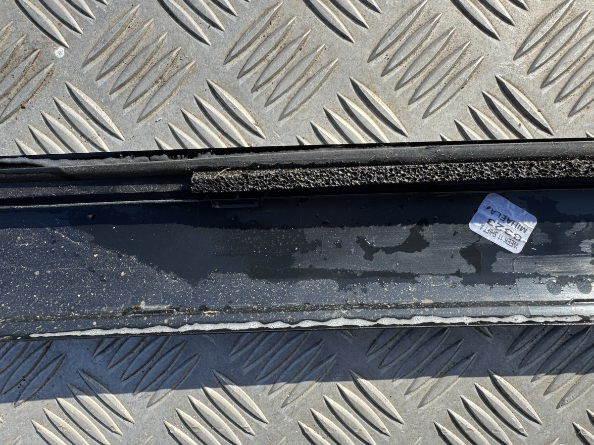 LAND ROVER RANGE ROVER VELAR L560 17-24 FRONT LEFT A PILLAR TRIM J8A2-025A53-A