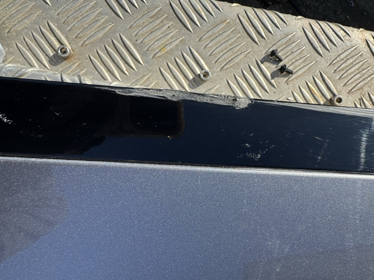 Genuine RANGE ROVER VELAR L560 Rear Left Door Molding Trim J8A2-274A49-BBW