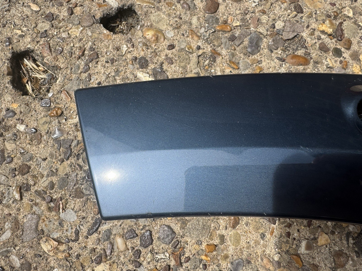 GENUINE Volvo XC60 Front Left Wheel Arch 31650202