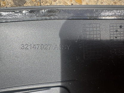 GENUINE Volvo XC60 Front Left Wheel Arch 31650202