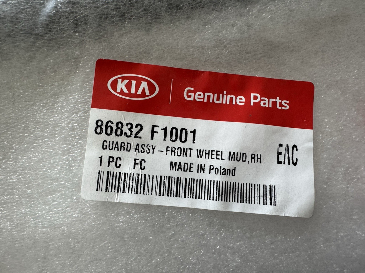 GENUINE KIA SPORTAGE 16-19 FRONT RIGHT DRIVER SIDE MUG SPLASH GUARD 86832-F1001