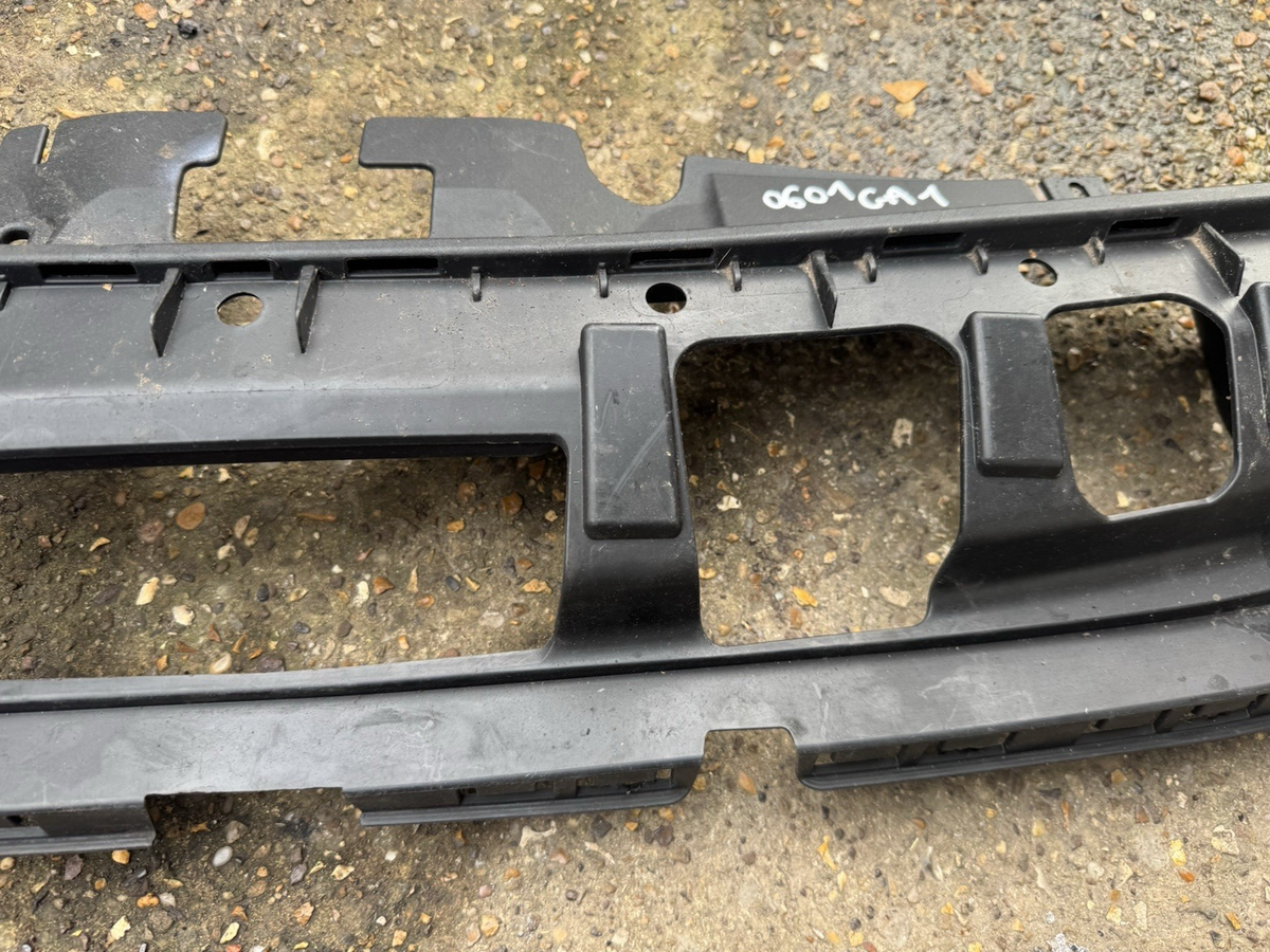 FORD KUGA 前保桿支架 前正中 LV4B-17E778-V MK3 2019 - 2025