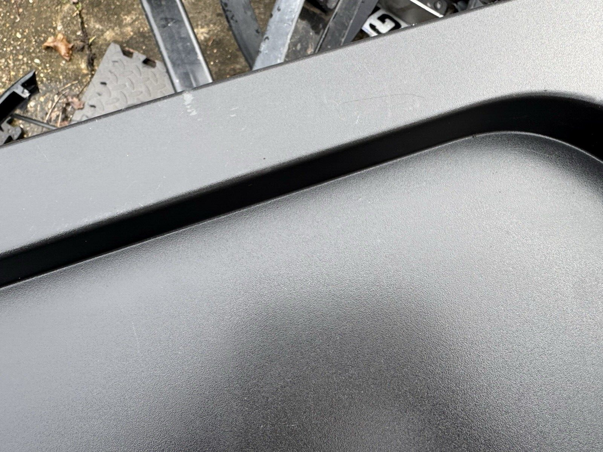 Iveco Daily Rear Loading Door Molding Trim Right 2017 Van 4/5dr 5801541463