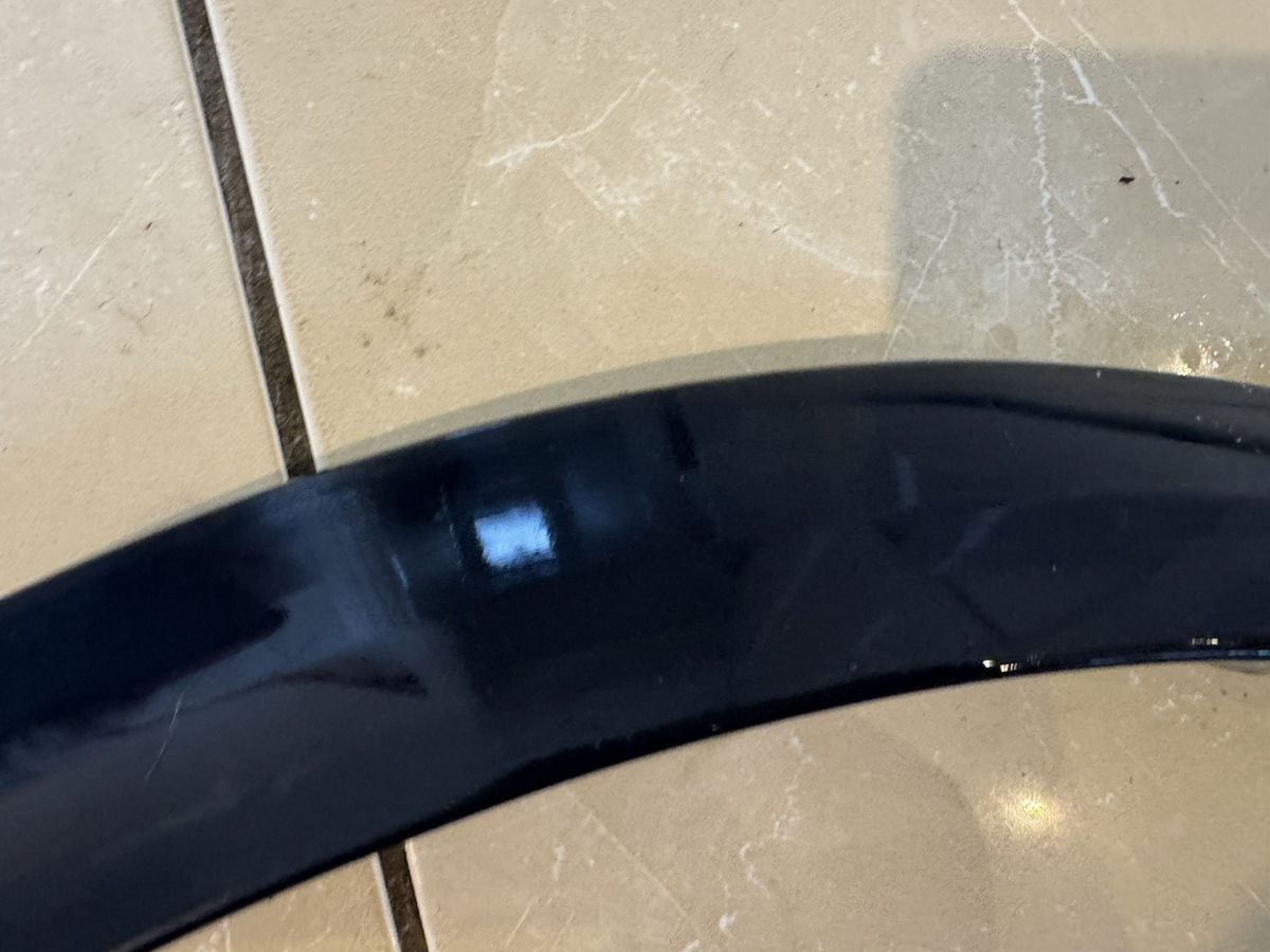 AUDI Q6 E-TRON S-LINE ORIGINAL LIST OVER FENDER DEPAN KIRI 2024 ke atas 85H853717B