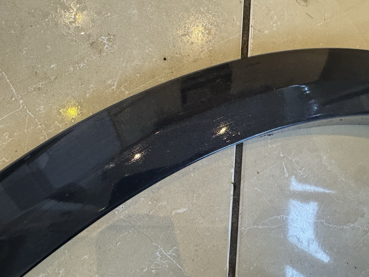 AUDI Q6 E-TRON S-LINE ORIGINAL LIST OVER FENDER DEPAN KIRI 2024 ke atas 85H853717B