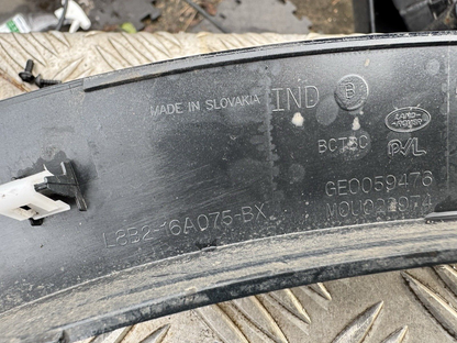 L8B216A075BX DEFENDER 2021-2024 L663 FRONT LEFT WHEEL ARCH TRIM MOULDING