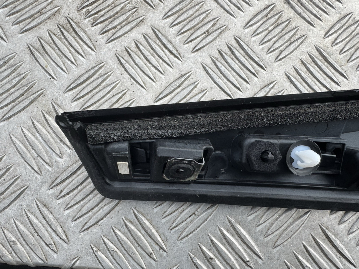 PEUGEOT 2008 P24 Rear Left Spoiler Trunk Boot Trim 9825829680 2024 27953795