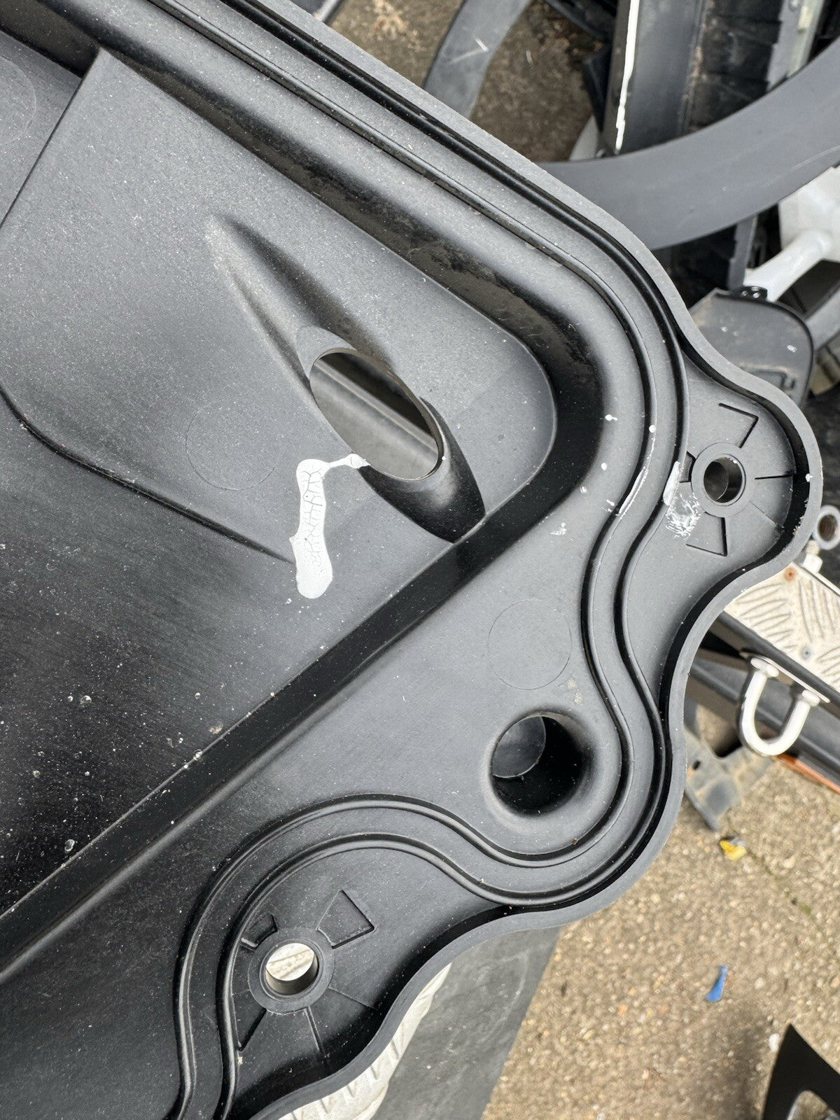 RANGE ROVER VELAR DRIVERS SIDE REAR DOOR PANEL J8A224766A 2019