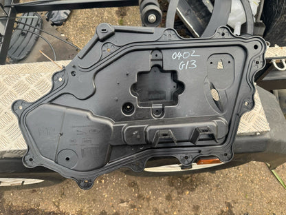 RANGE ROVER VELAR L560 2017-22 FRONT RIGHT DOOR CARRIER PANEL J8A221122A