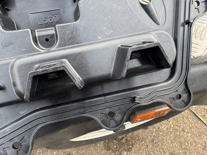 RANGE ROVER VELAR L560 2017-22 FRONT RIGHT DOOR CARRIER PANEL J8A221122A