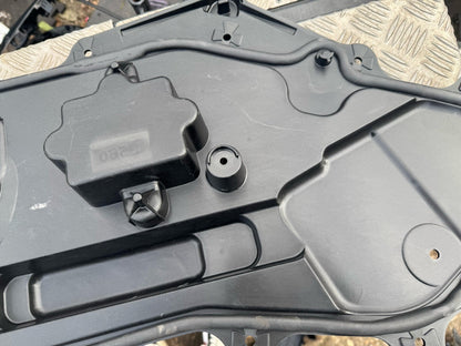 RANGE ROVER VELAR L560 2017-22 FRONT RIGHT DOOR CARRIER PANEL J8A221122A