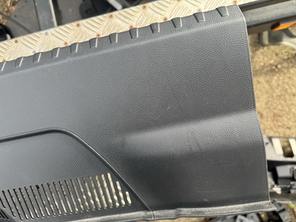 SEAT IBIZA MK5 6F BOOT LID TAILGATE BOOT LID TRIM PANEL 960261000 from 2016