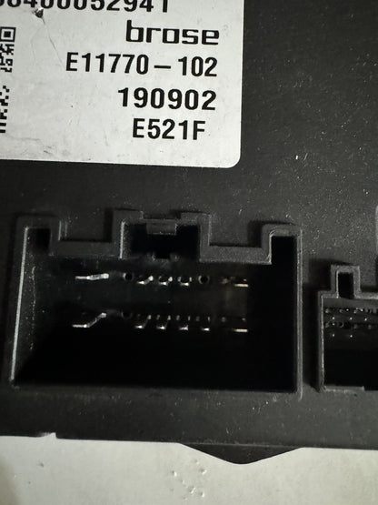 RANGE ROVER VELAR MODUL KONTROL ELEKTRIK BAGASI BELAKANG J8A214B673BA 2019