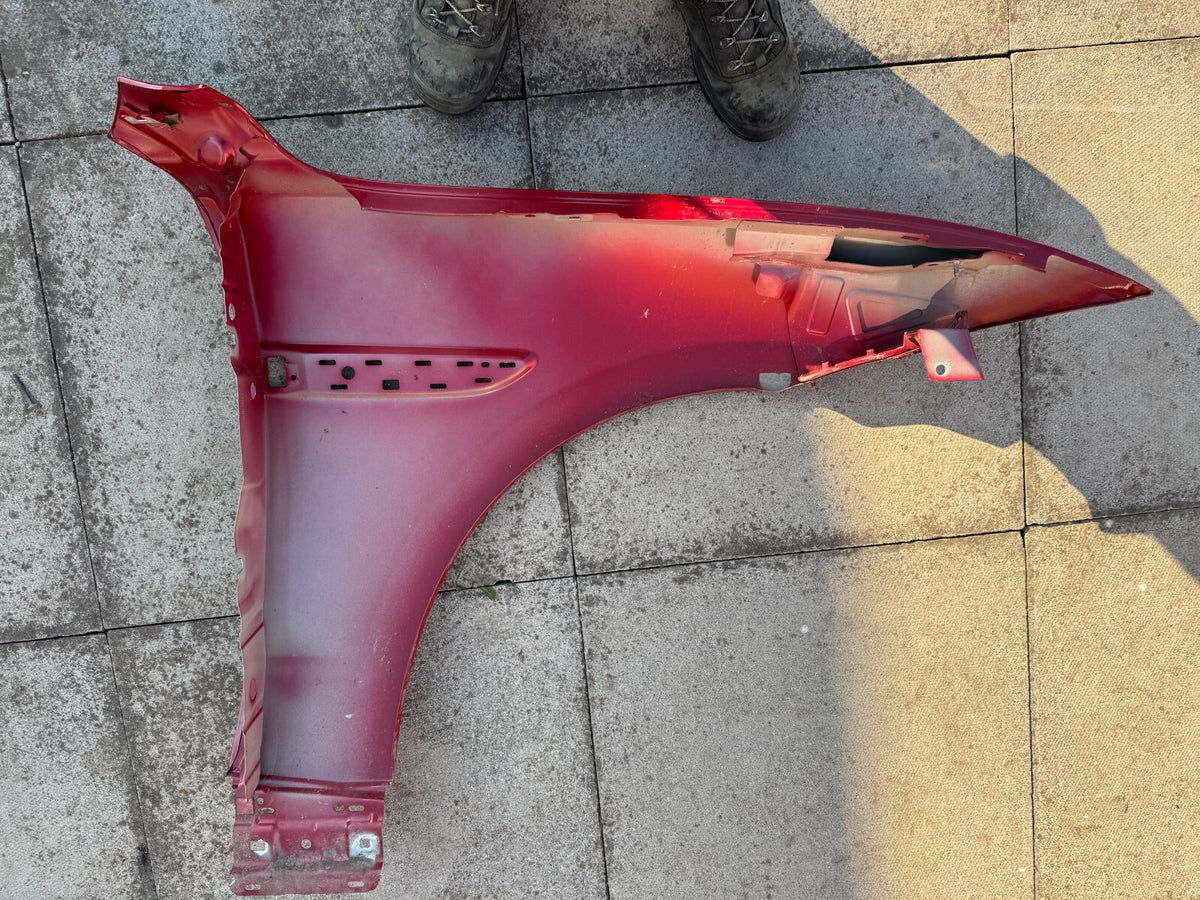 GENUINE JAGUAR F-PACE X761 FRONT LEFT RED WING 2016-2024 HK8316016