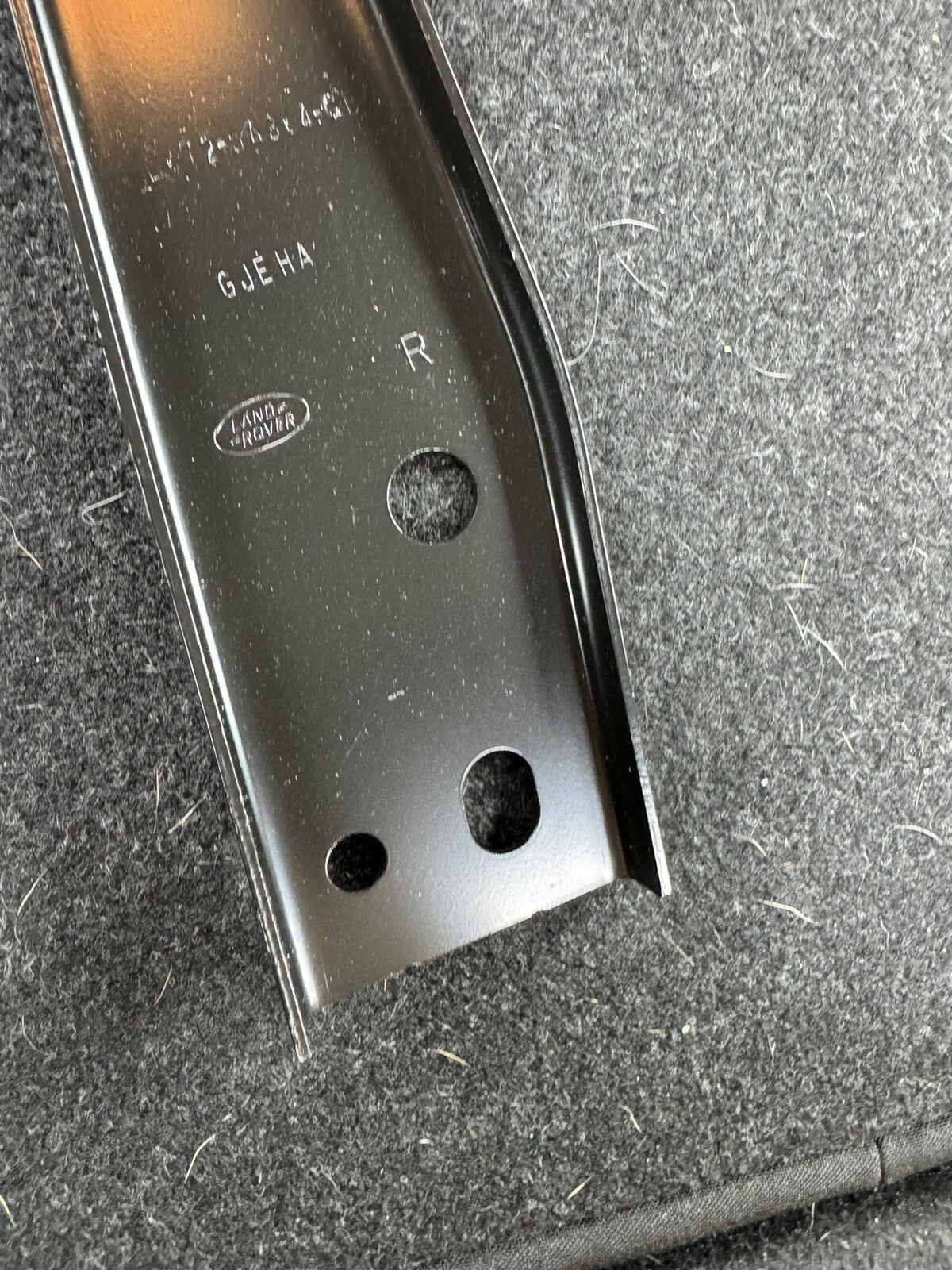 LAND ROVER DISCOVERY SPORT ขายึดกันกระแทกซับเฟรม ฝั่งขวา LK72-5A364-CB