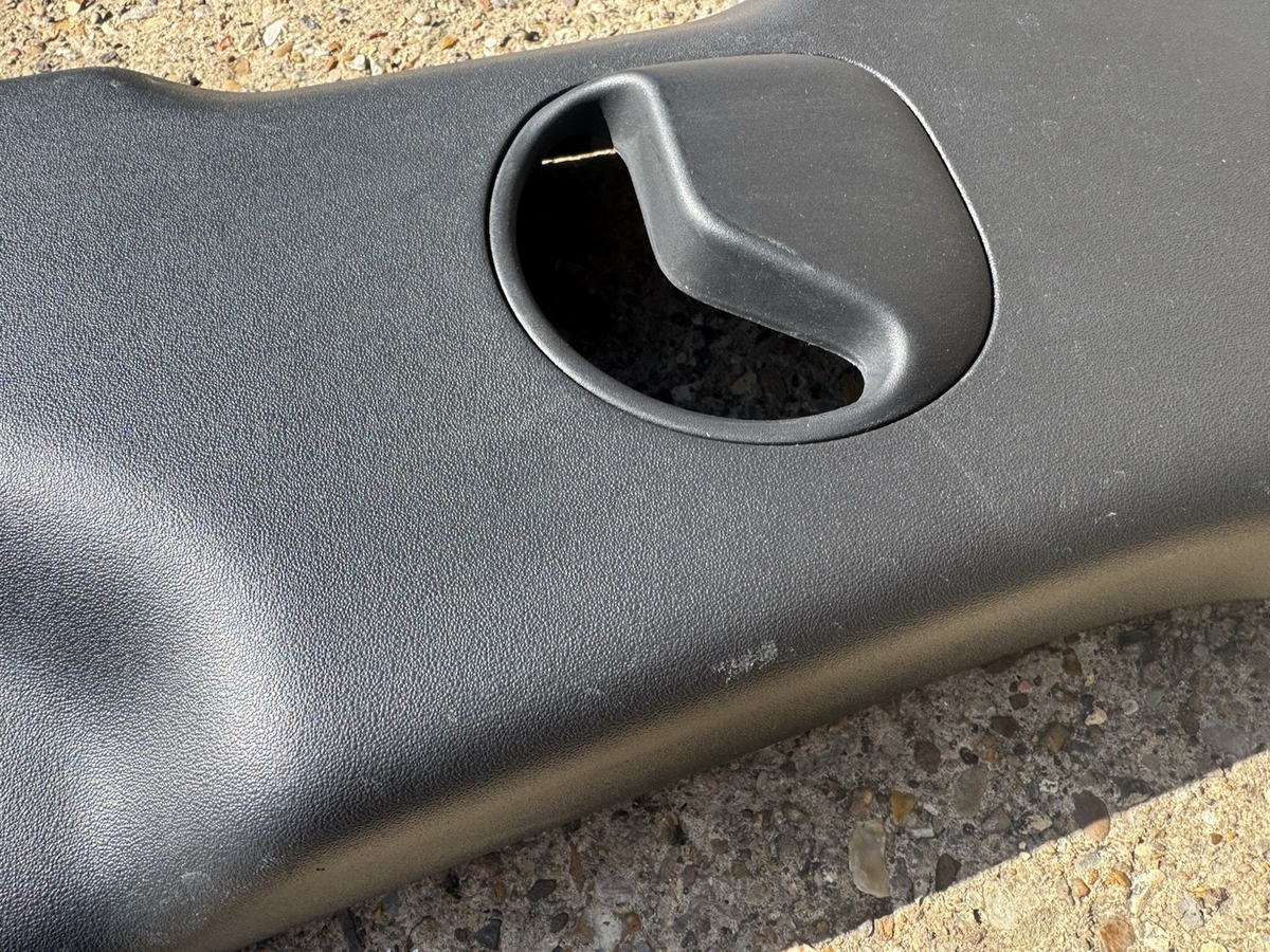 B-Pillar Column Trim Cover Left L8B2-24397-AD8PVJ DEFENDER L663 II 2020-