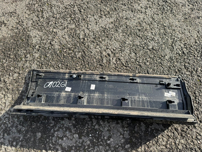 คิ้วข้างประตู Range Rover Evoque L551 K8D221065C L551T1302