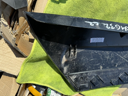 OEM RANGE ROVER EVOQUE L551 LIST HITAM PILAR D BELAKANG KIRI 2018 ke atas K8D229149AD