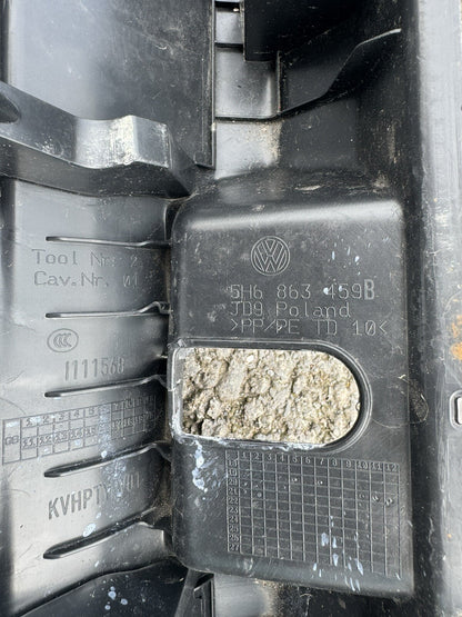 ฝาครอบกลอนล็อคฝาท้าย VW GOLF VIII MK8 21 ขึ้นไป แท้ 5H6863459B