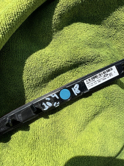Trim lampu untuk range rover velar j8a213a569 sisi kiri