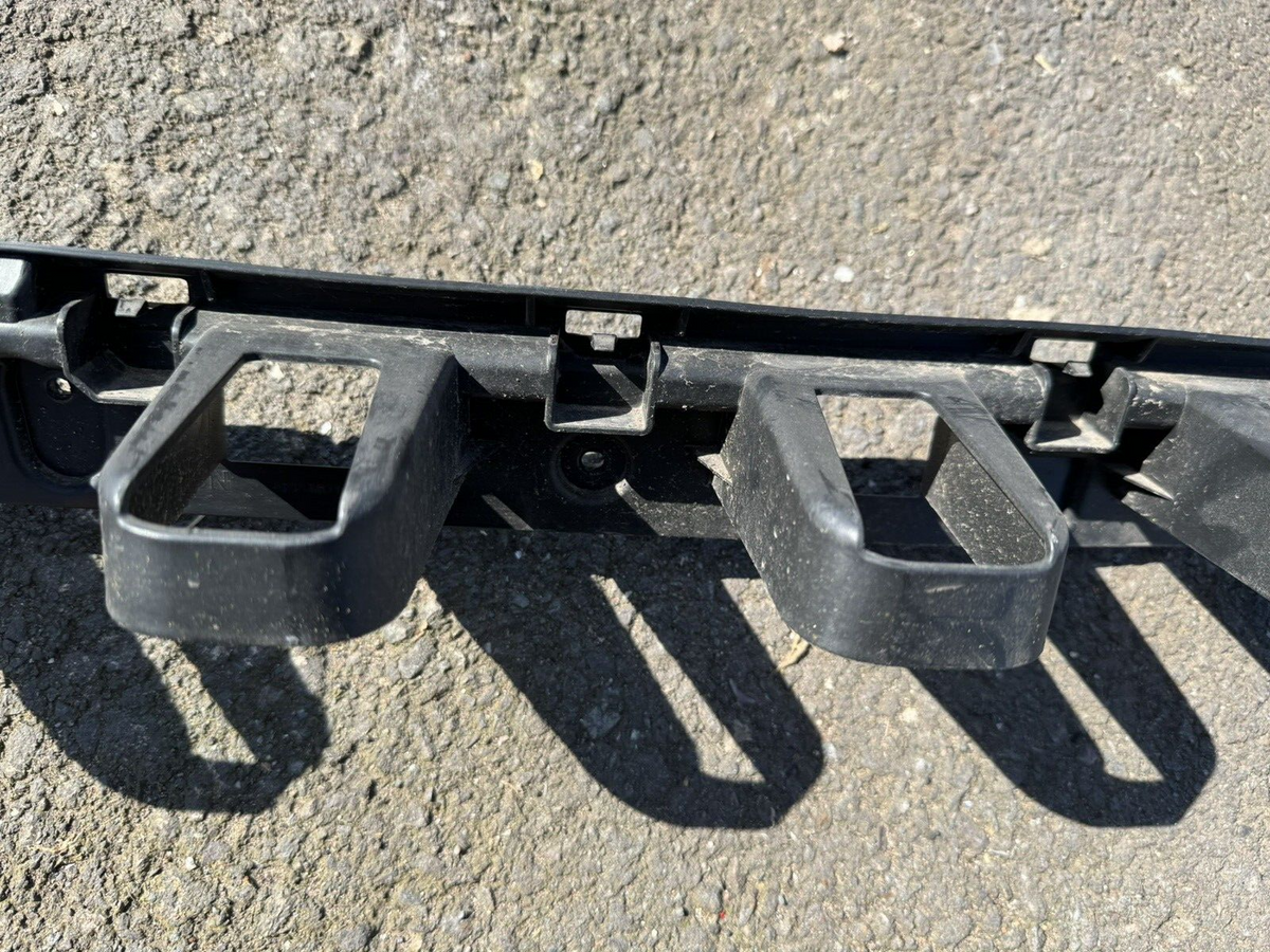 18-21 Breket Bumper Tengah Belakang Hatchback Ford Focus Mk4 5DR ~ JX7B-17B861