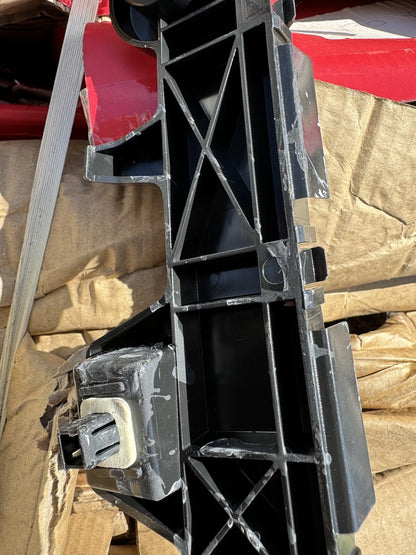 Mazda 6 2012- Braket Bumper Belakang Kanan GJR9-50-2H1 Asli