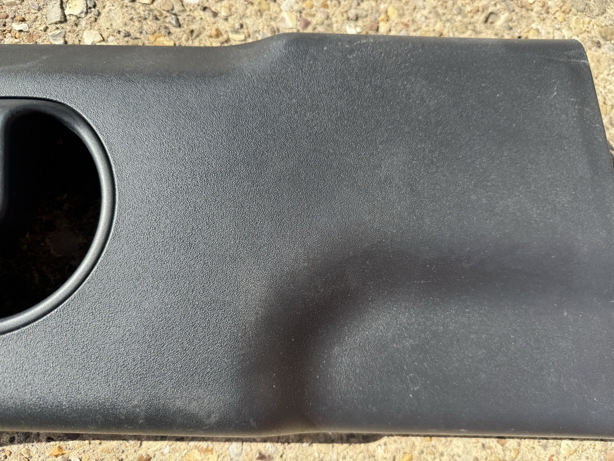 LAND ROVER DEFENDER II L663 RIGHT PILLAR TRIM COVER L8B2-24396-A