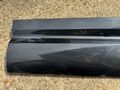 2025 Land Rover Defender 110 Rear Left Side Door Moulding L8B2-274A49-C Genuine