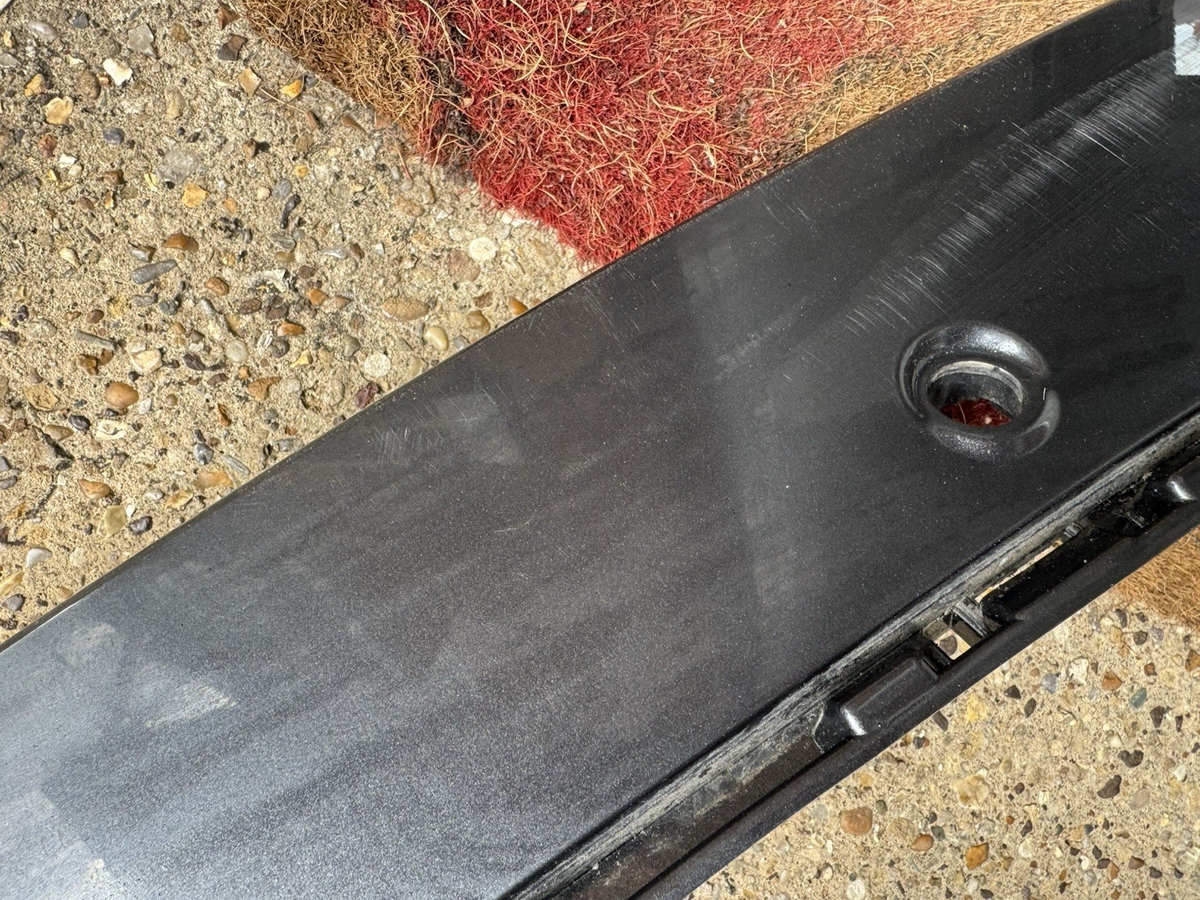 ชิ้นส่วน LAND ROVER N8A2-17F879-A N8A217F879A แท้ ชำรุด