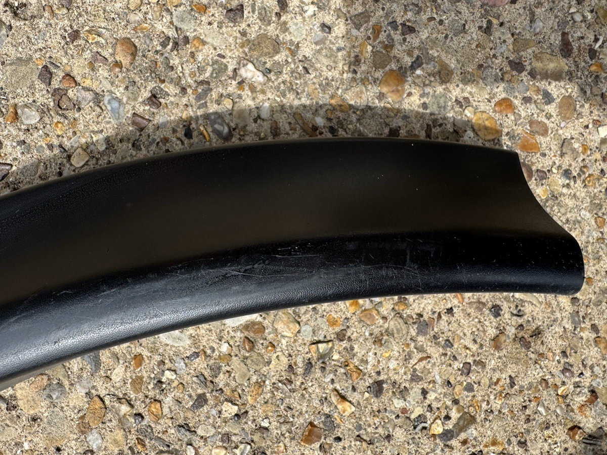 from 2010 NISSAN JUKE WHEEL ARCH TRIM LEFT REAR 788611KA6A