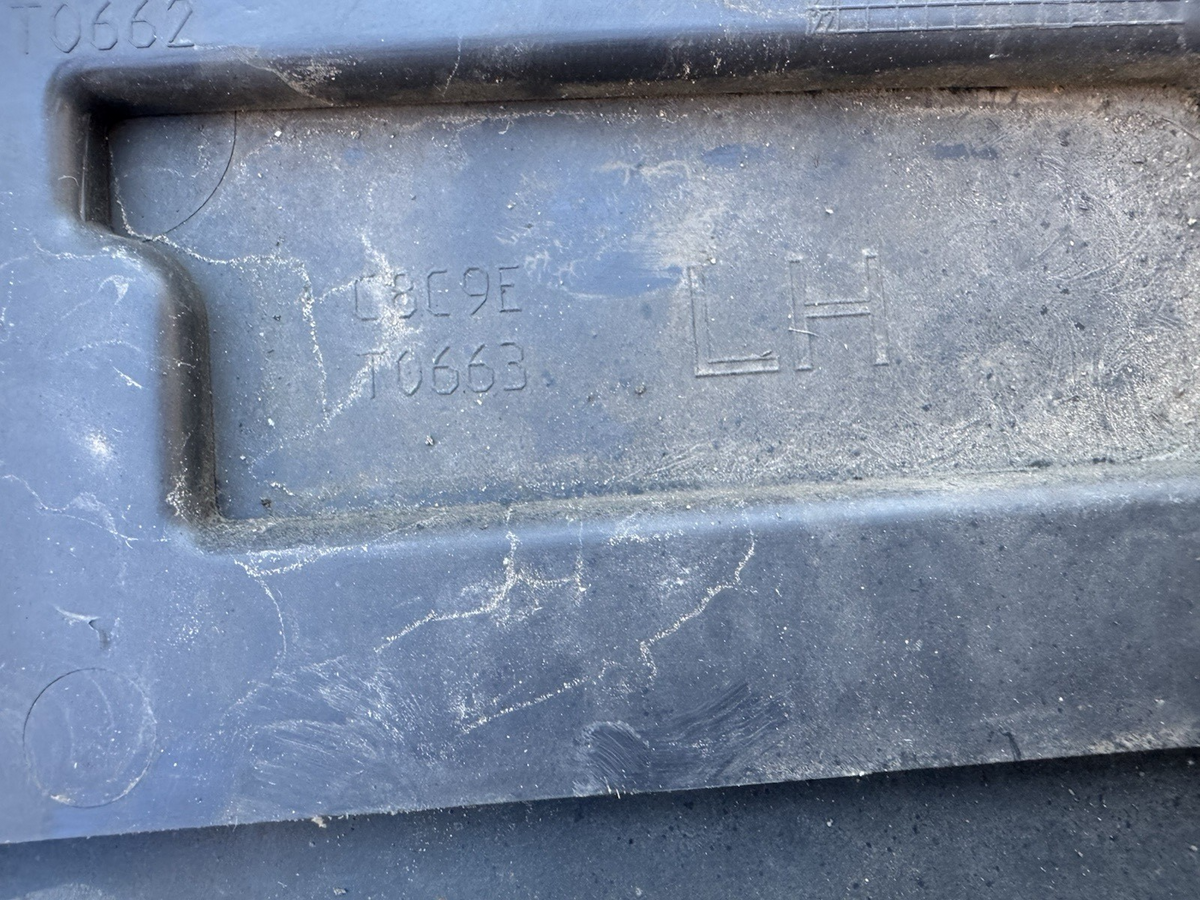 LAND ROVER DISCOVERY L550 13-20 BANDOU PORTIERĂ SPATE STÂNGA FK72-21065-ACW