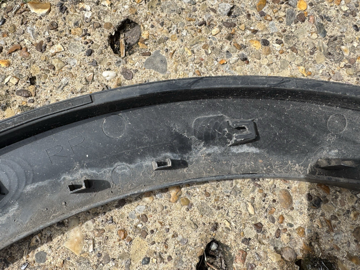 from 2010 NISSAN JUKE WHEEL ARCH TRIM LEFT REAR 788611KA6A