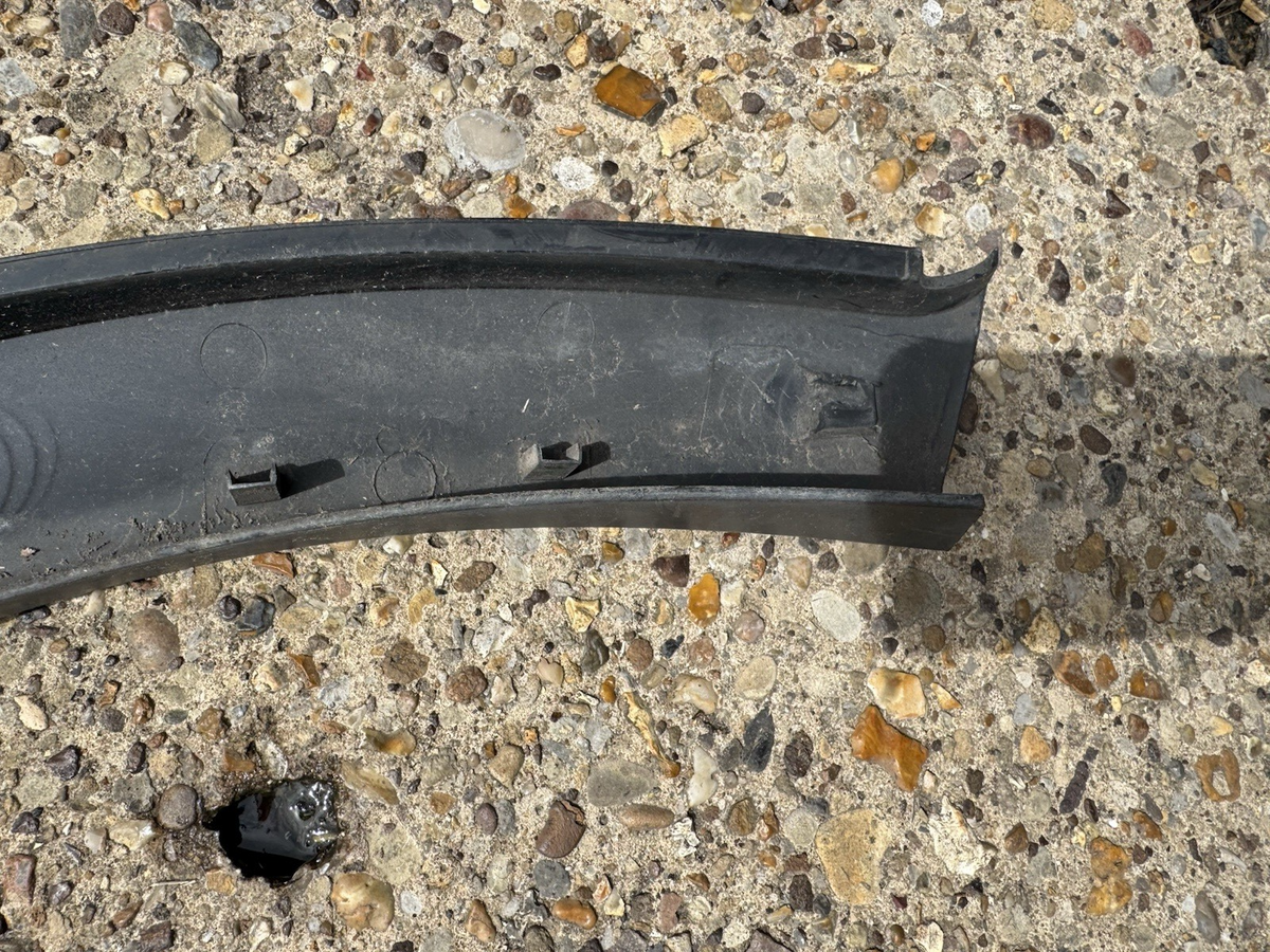 from 2010 NISSAN JUKE WHEEL ARCH TRIM LEFT REAR 788611KA6A