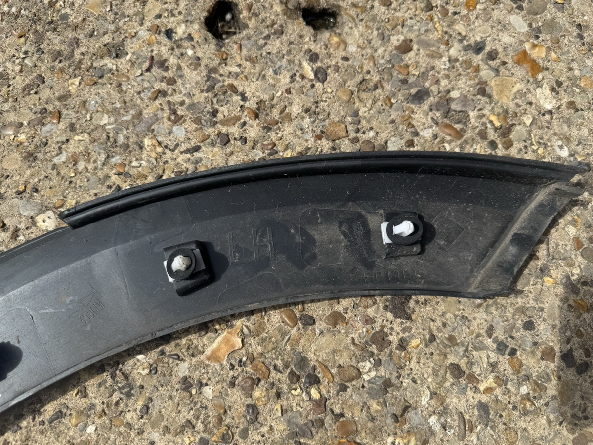 VAUXHALL CROSSLAND X WHEEL ARCH WING TRIM REAR LEFT 13482071 MK1 2017-2021