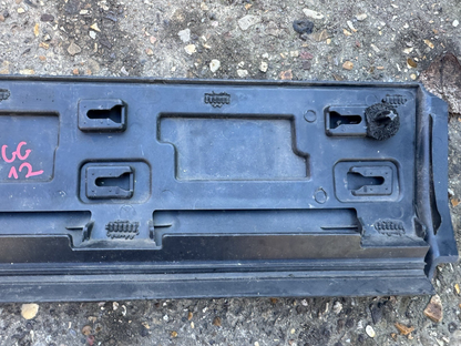 LAND ROVER DISCOVERY SPORT L550 คิ้วประตูหลัง N/S ฝั่งซ้าย FK72-274A49-ADW